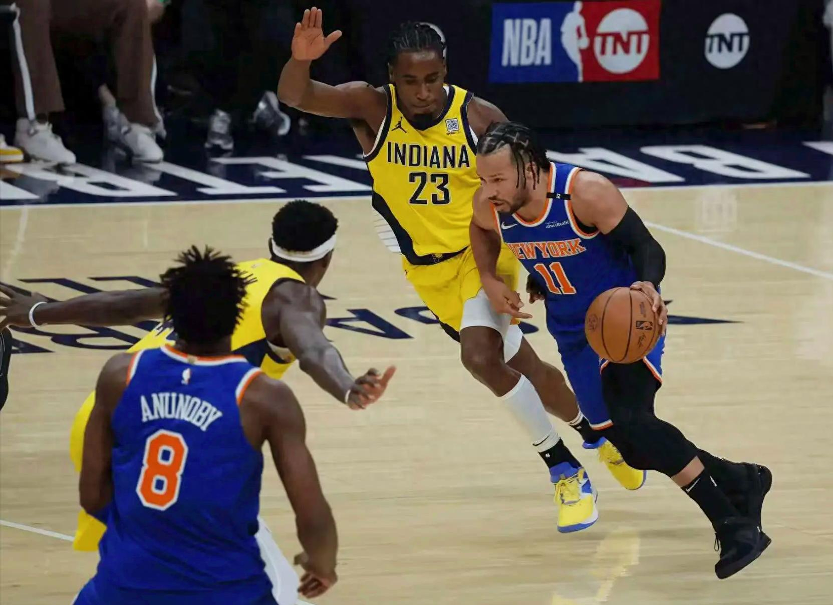 国际比赛日体能课后，纽约尼克斯遗憾出局备战NBA常规赛，管理层满意，年轻球员得到机会的简单介绍