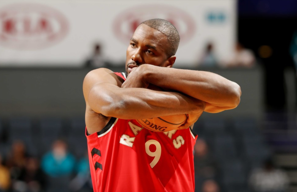 面对接踵而至的挑战突围