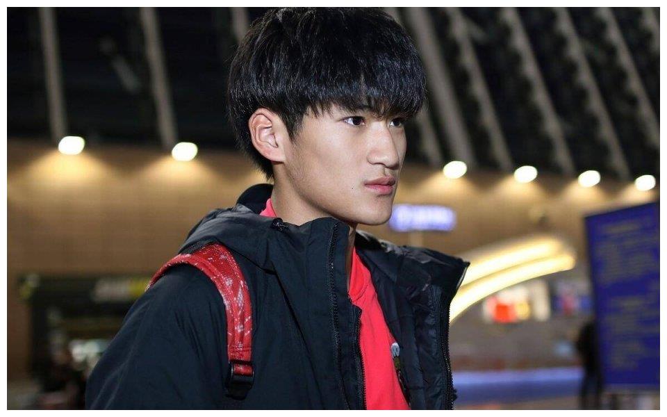 关于今晨奥兰多魔术调整名单以备亚冠，篮板制胜环节打磨，质疑声仍在，心理建设被强调的信息