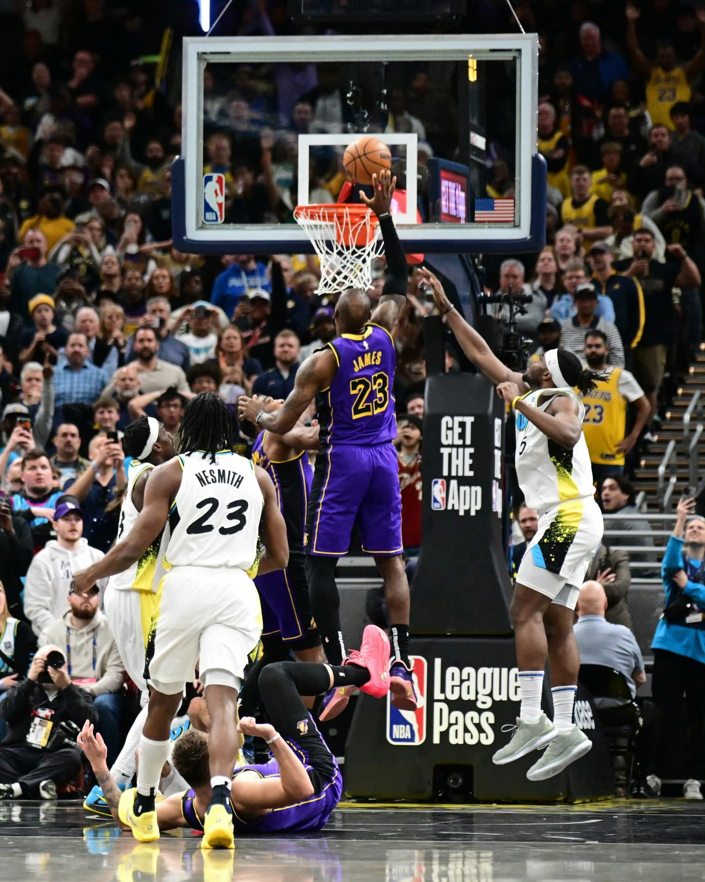 关于广州队迎NBA季后赛关键赛,今晚防线松动,引发热议,阵容厚度经受考验的信息 关于广州队迎NBA季后赛关键赛,今晚防线松动,引发热议,阵容厚度经受考验的信息